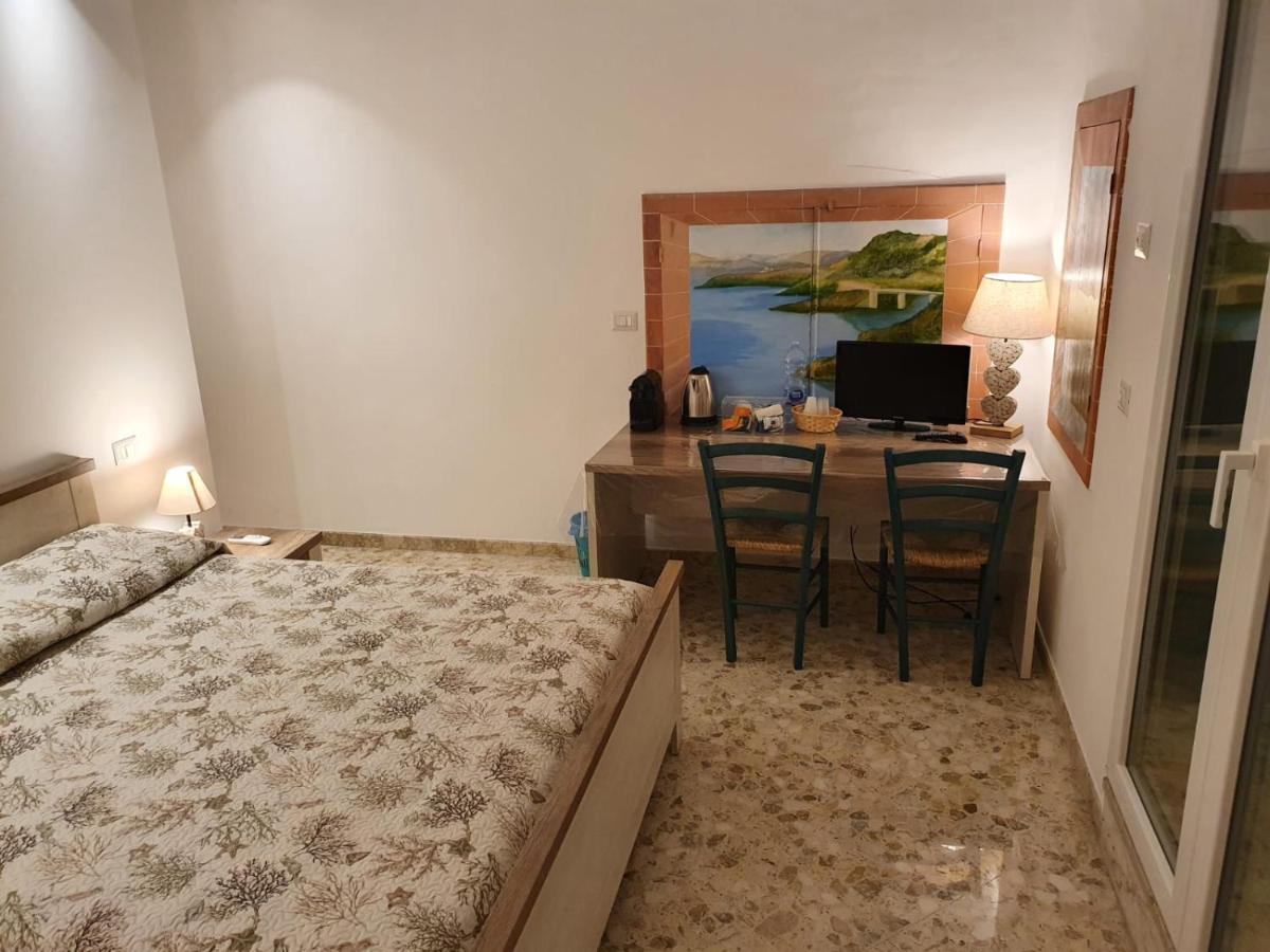 Stella Maris Bed & Breakfast Conversano Bagian luar foto
